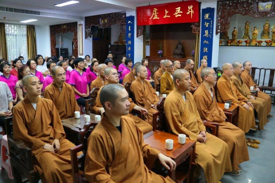 外卖员进小区难题需要合力破解